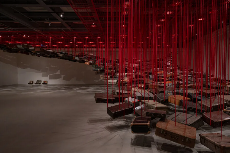 CHIHARU SHIOTA–塩田千春